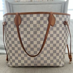 Louis Vuitton Neverfull MM in Damier Azur